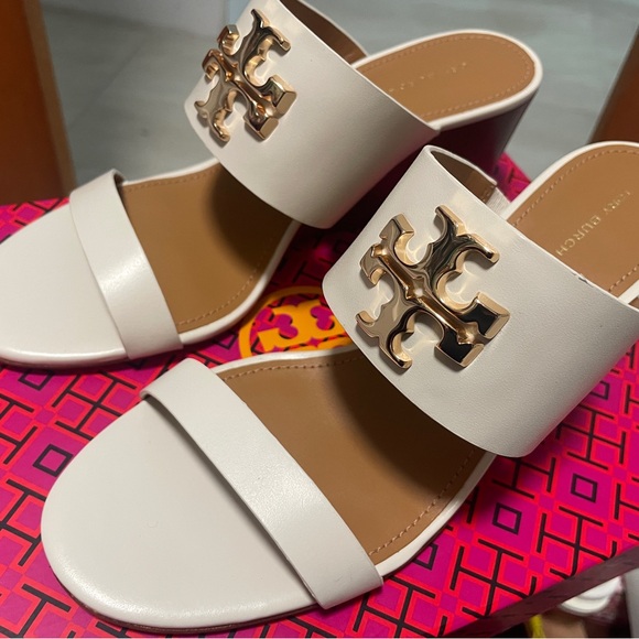 Tory Burch Authentic Genuine leather wedge sandals. Elegant and stylish NWT. sz9 - Picture 1 of 5